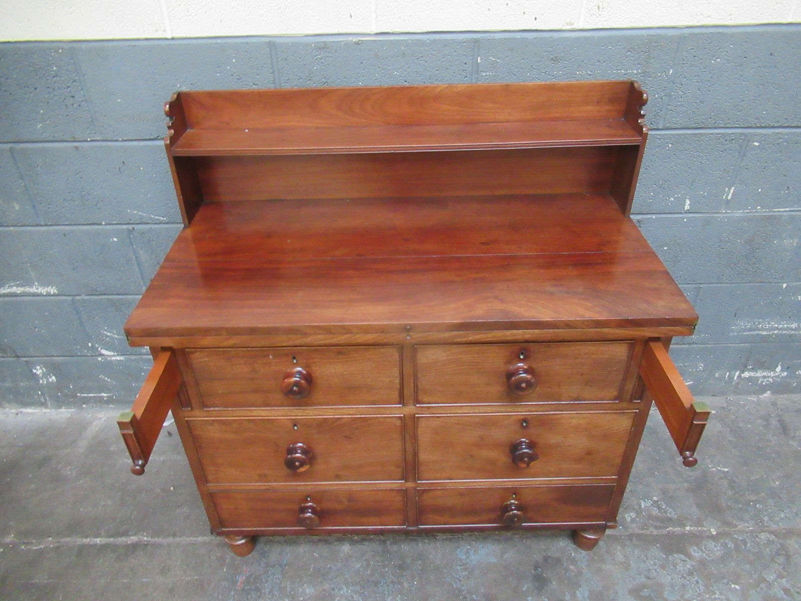 photo furniture Unusual  Victorian  Mahogany  Folding Chest Of Drawers