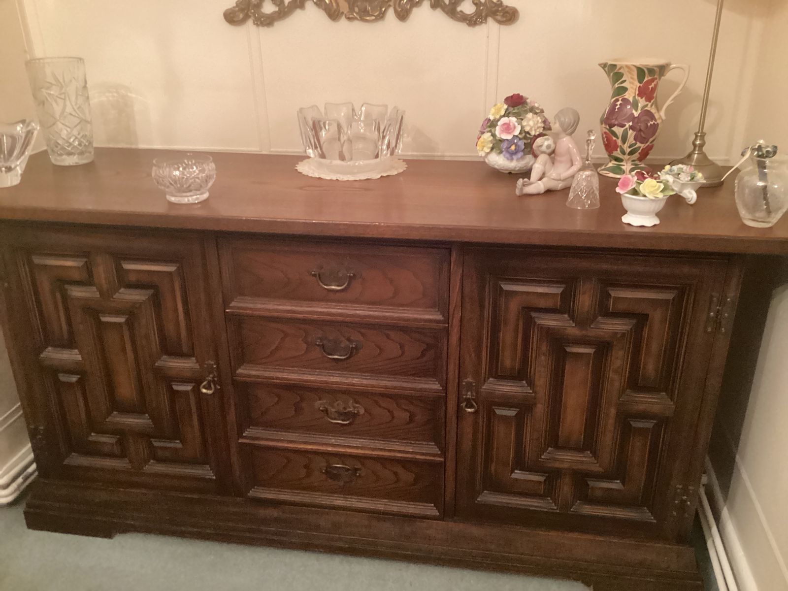 Younger Sideboard In Excellent Condition With Little Sign Of Any Use. Other Younger Items Are Also Available. Thank You For Your Interest. photo furniture