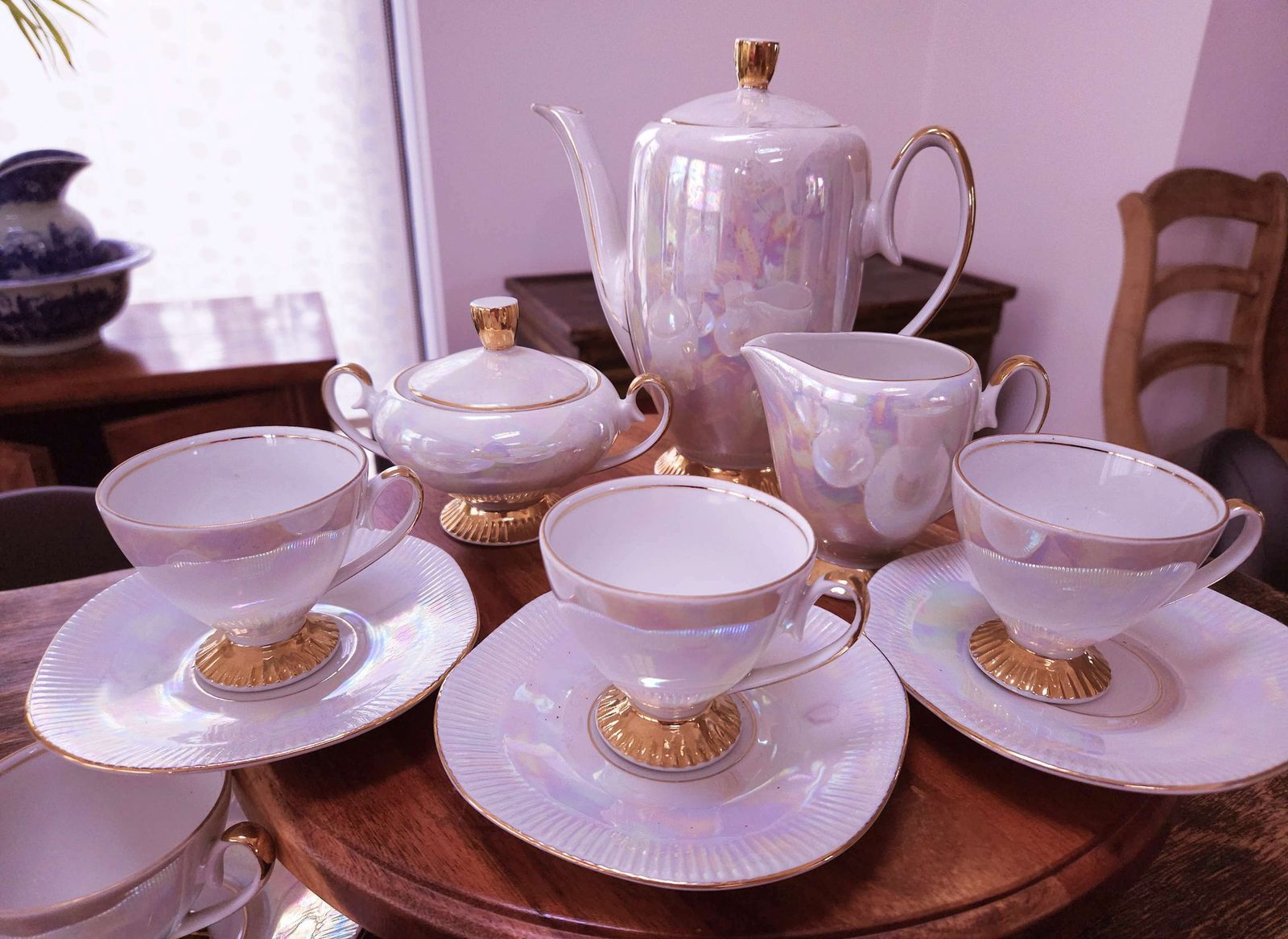 Rare & Exceptional 1960s Chodziez Demi Tasse Set In Pearlescent 'Shell' Style photo 159.0