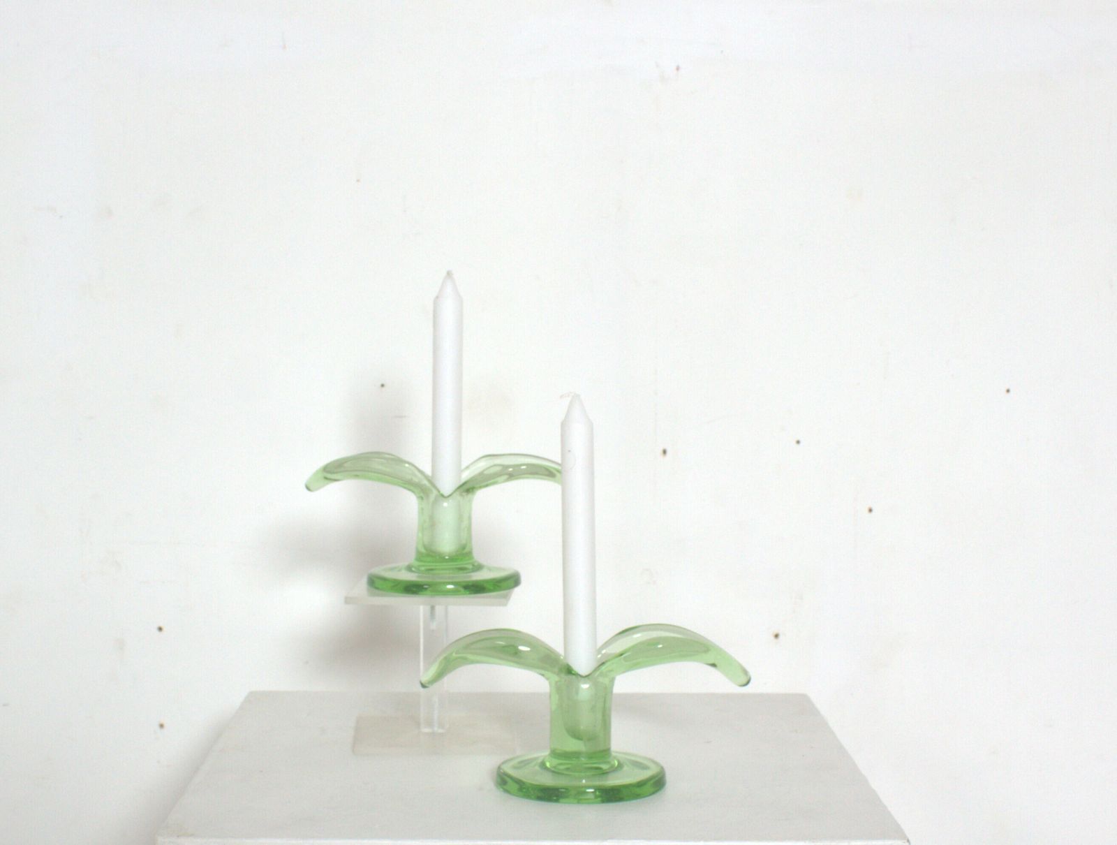 photo vinterior A Pair Of Green Glass Candlesticks Model "Lilja" Made By Trelleborg Glassbruck