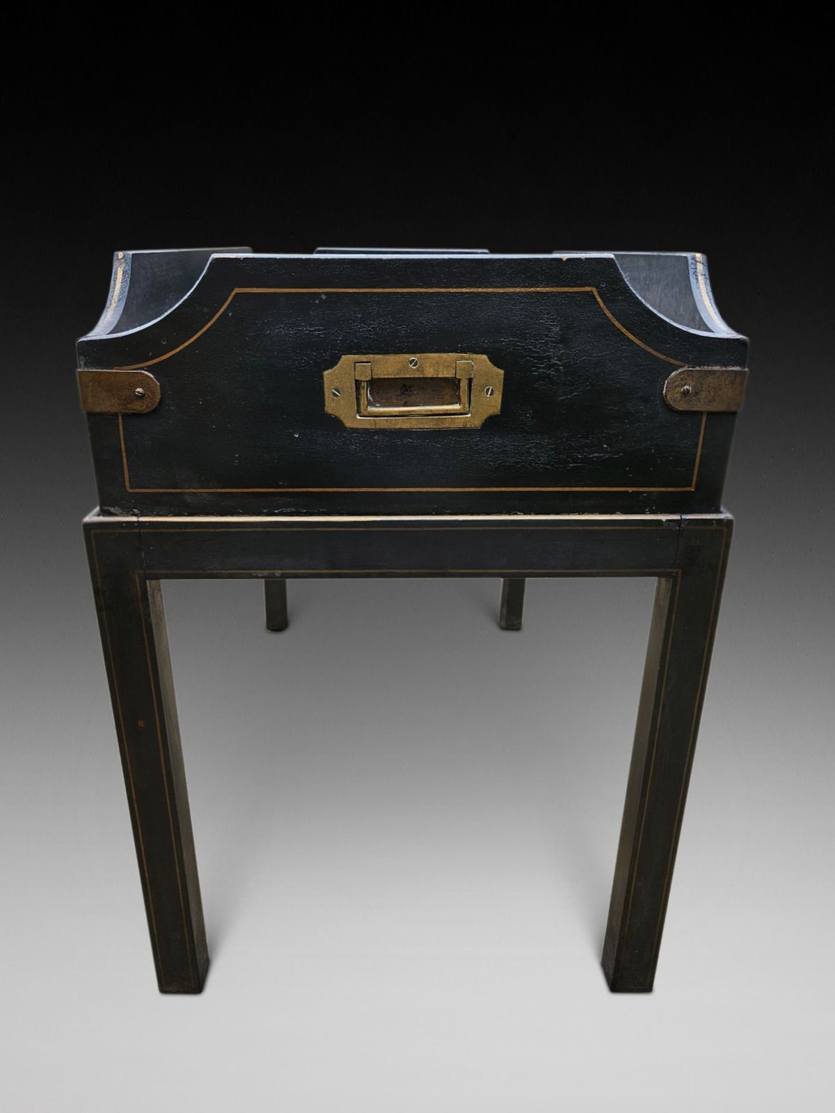 Georgian Style 20th Century Planter On Stand photo furniture