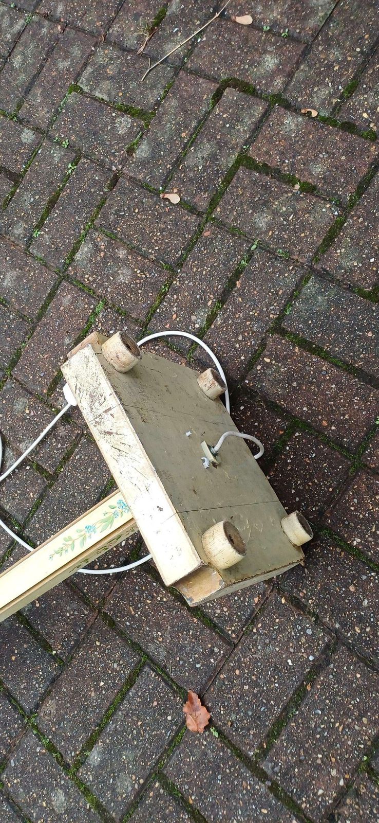photo for sale Stunning Early 20th Century Vintage Standard Lamp – Working Condition With Hand Painted Floral