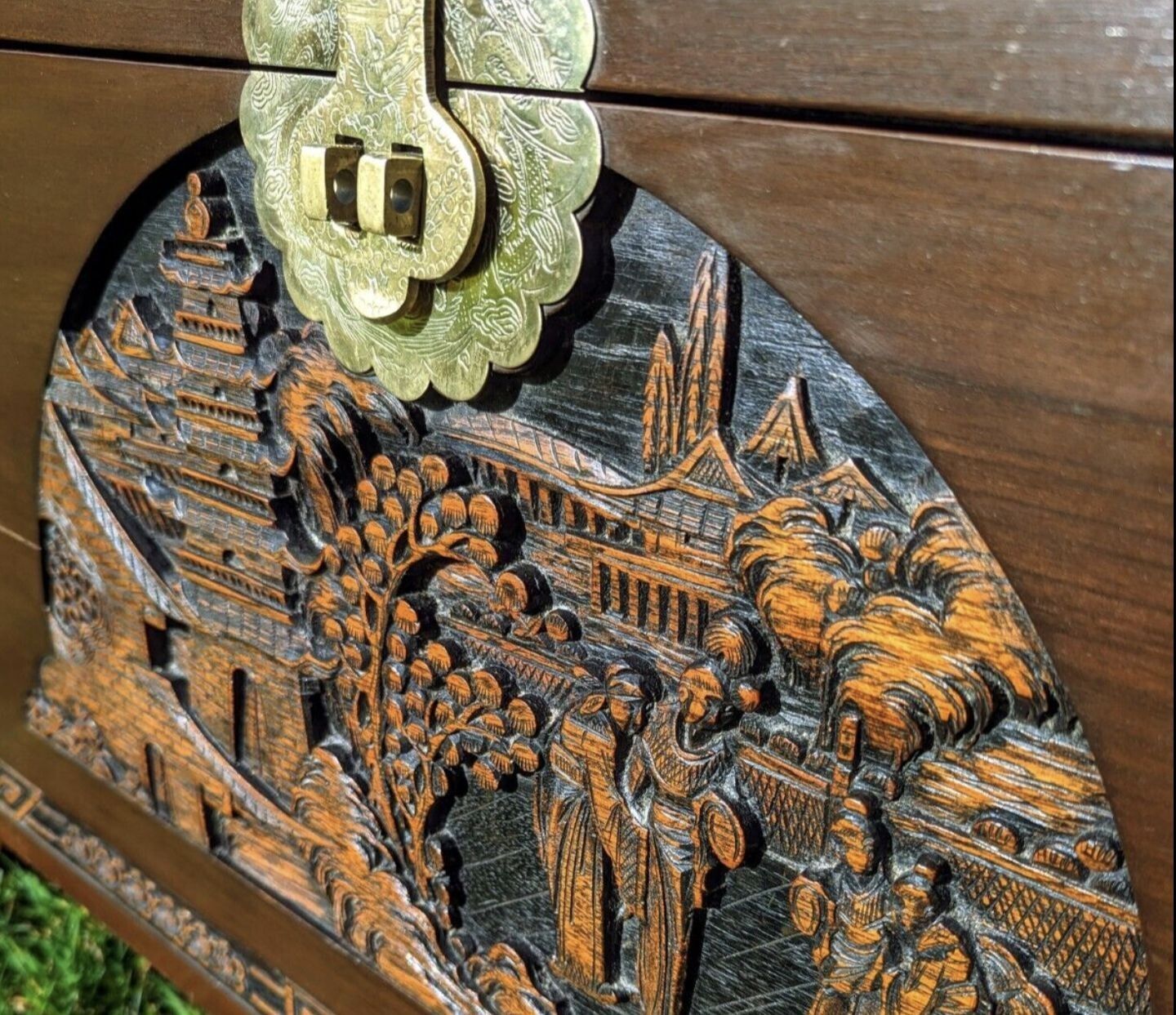 Superb Vintage Chinese Carved Camphor Wood Blanket Chest Delivery Available 0170. photo Furniture