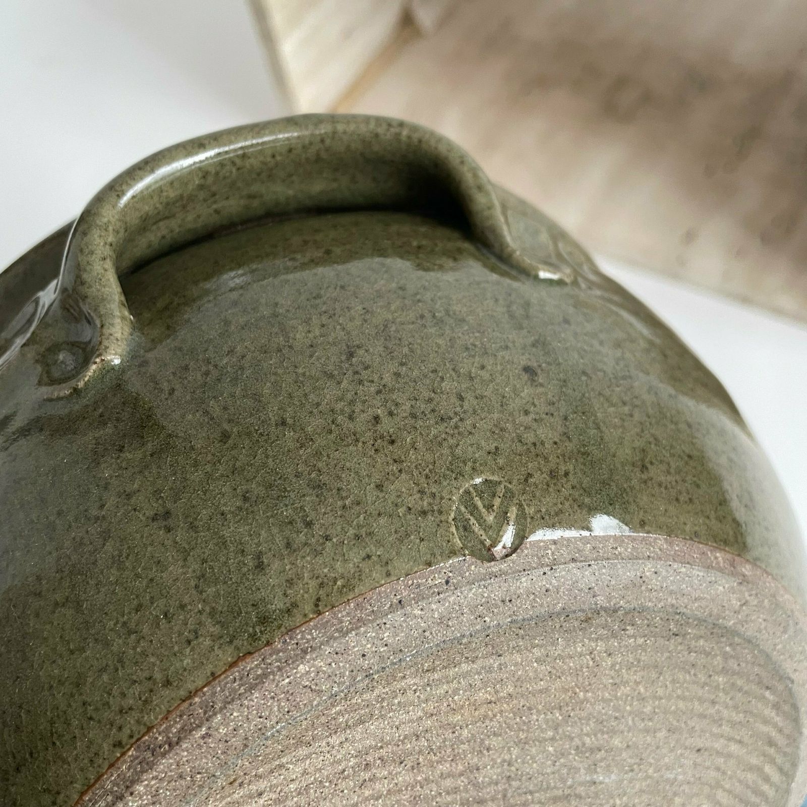 photo vinterior Rare Mid Century Richard Champion Of Yeo Valley Pottery Large Stoneware Lidded Bowl In Green Earthy Tones