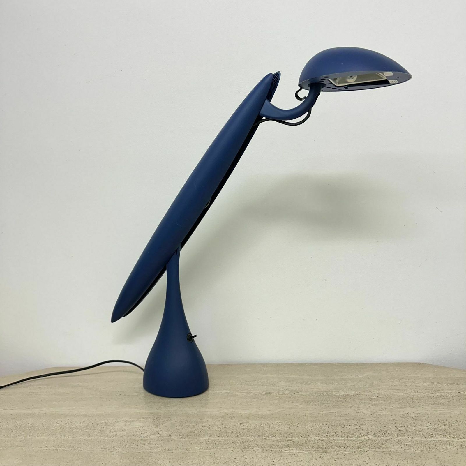 photo vinterior Postmodern Heron Blue Lamp By Isao Hosoe For Luxo, 1980’s
