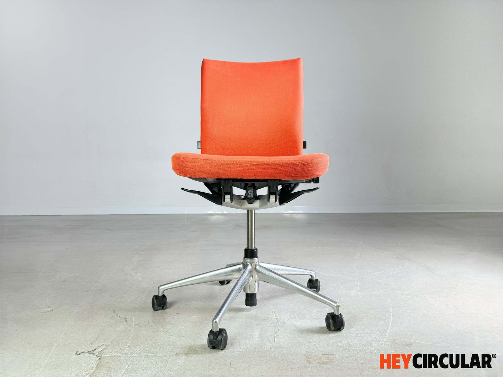 Vitra Office Chair T Chair Red Blue Grey Black Design Chair photo vinterior