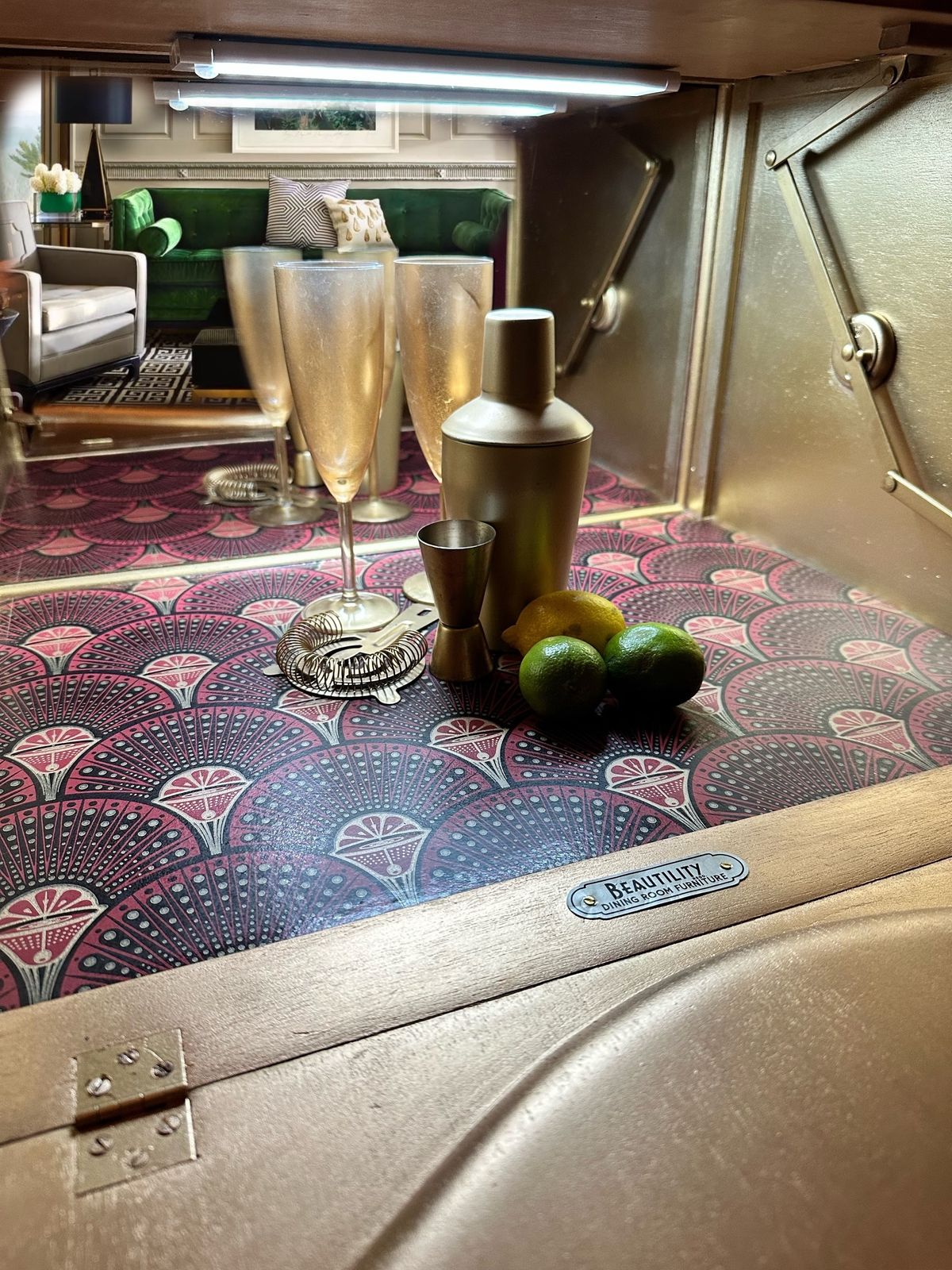 2365.0 Art Deco Cocktail Cabinet, Drinks Cabinet, Beautility Cocktail Bar, Retro Mcm Wa photo