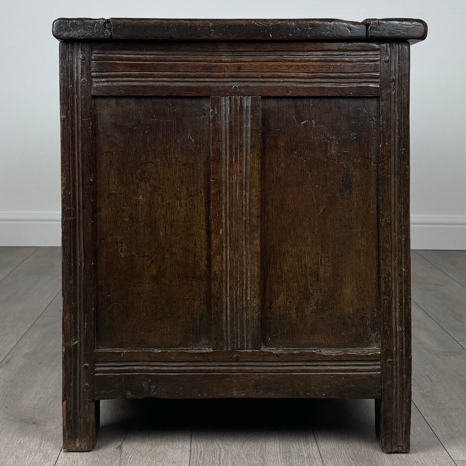 Antique 17th Century Coffer Of Excellent Quality In Oak photo buy