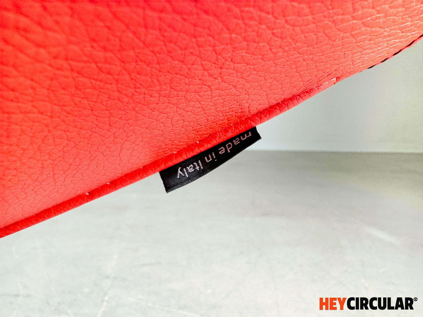 1690.0 Original Moroso Armchair Leather Red Patricia Urquiola Swivel photo