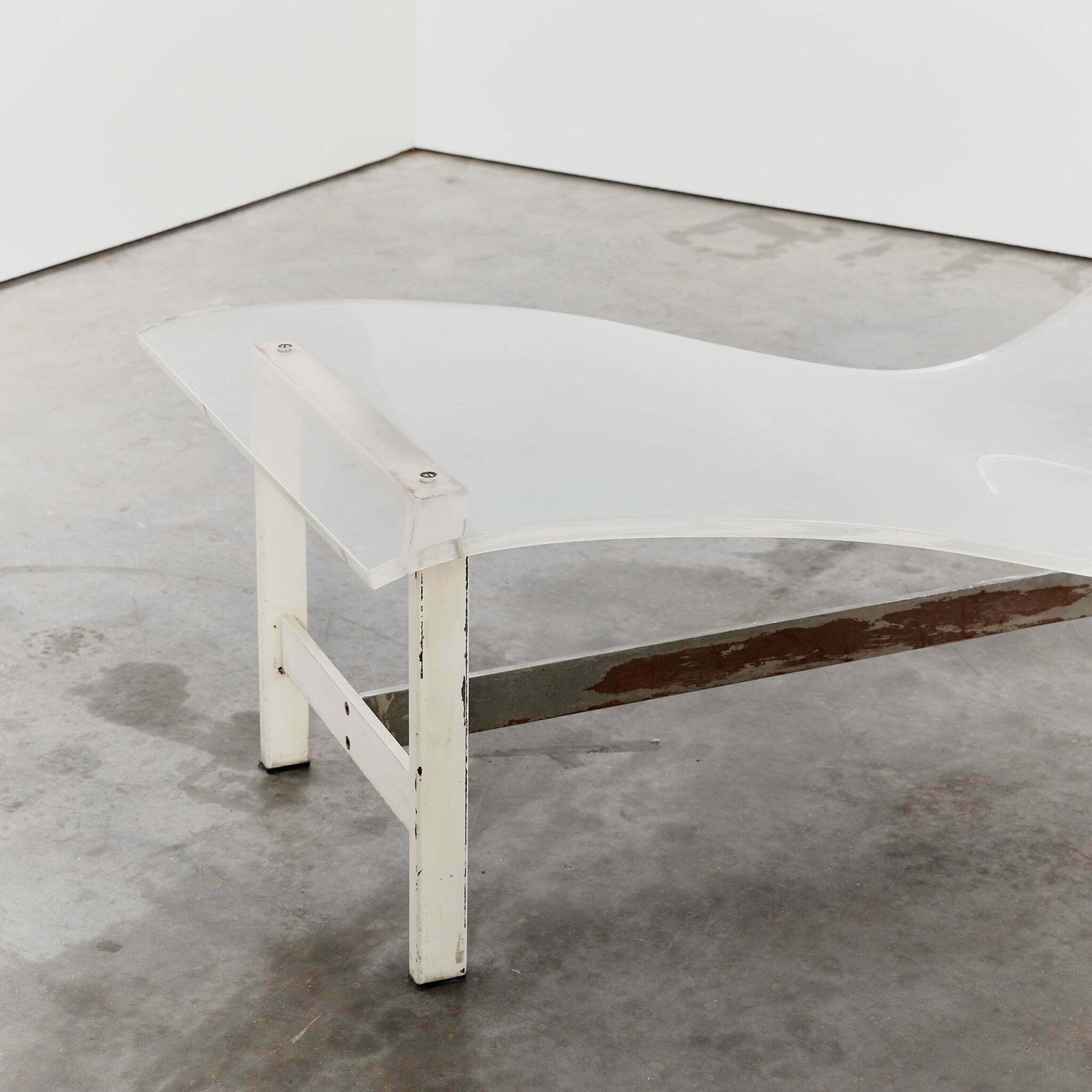 Lucite And Steel Chaise Lounge photo vinterior