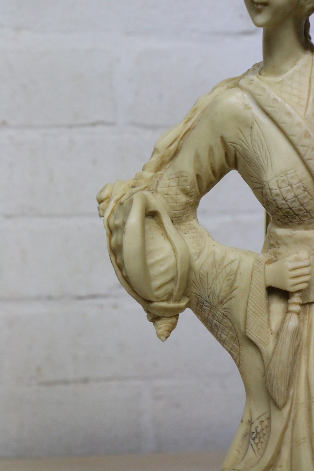 Table Lamp Oriental 1970's Figurine Shell Lady Lamp Vintage Ivorine Black Base photo 88.0