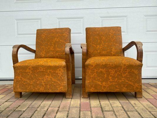 Art Deco Italian Chairs In Walnut, 1920s, Set Of 2