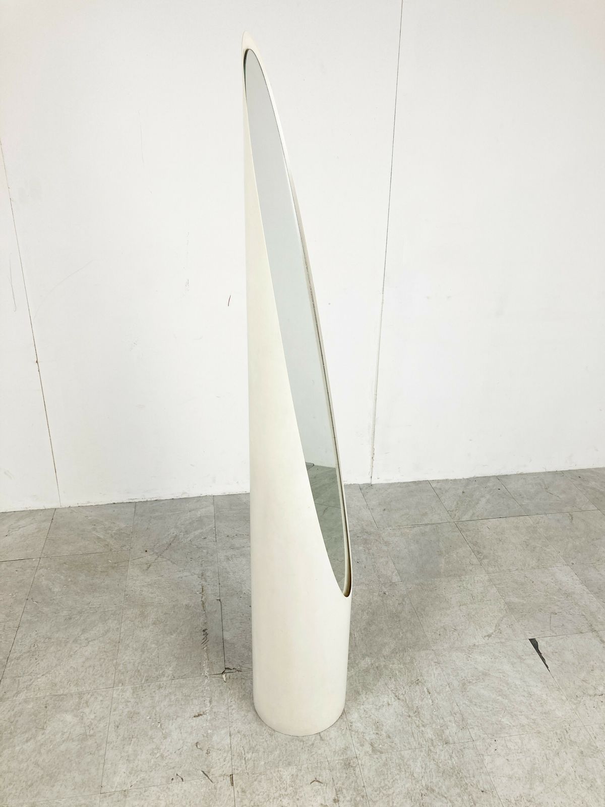 Unghia Mirror By Rodolfo Bonetto, Italy 1970s photo 595.0