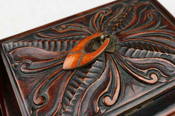 Art Deco French Sewing Box In Sculpted Wood, 1890s photo 696.0