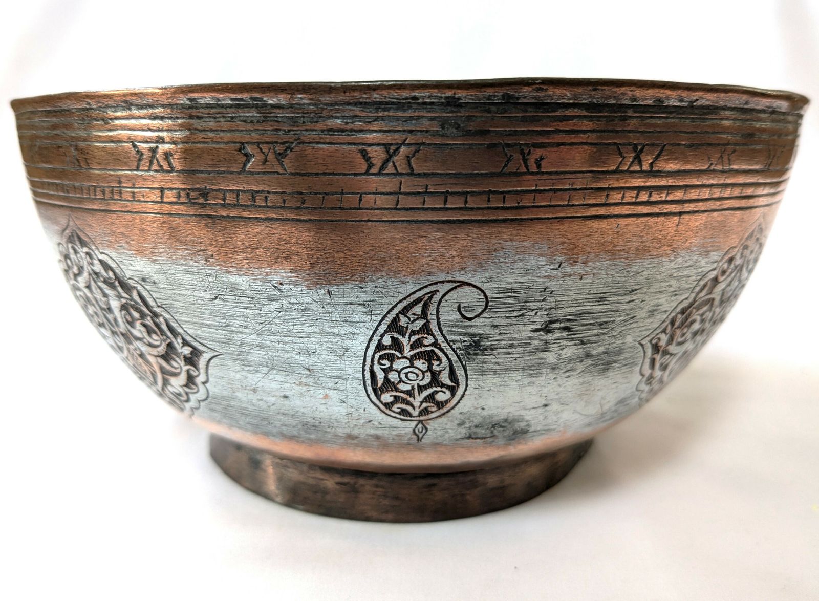 Antique Islamic Safavid Tinned Copper Engraved Bowl photo vinterior
