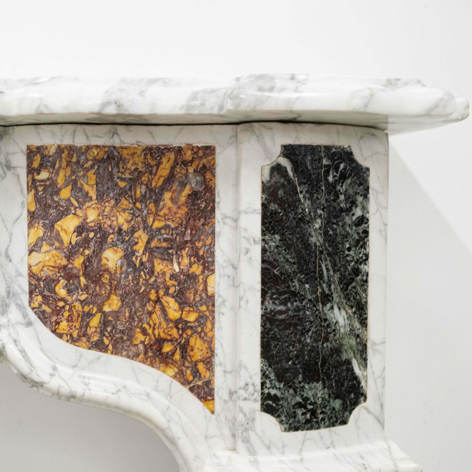 18th Century French Provençal Carrara Brocatelle & Verde Marble Chimneypiece photo vinterior