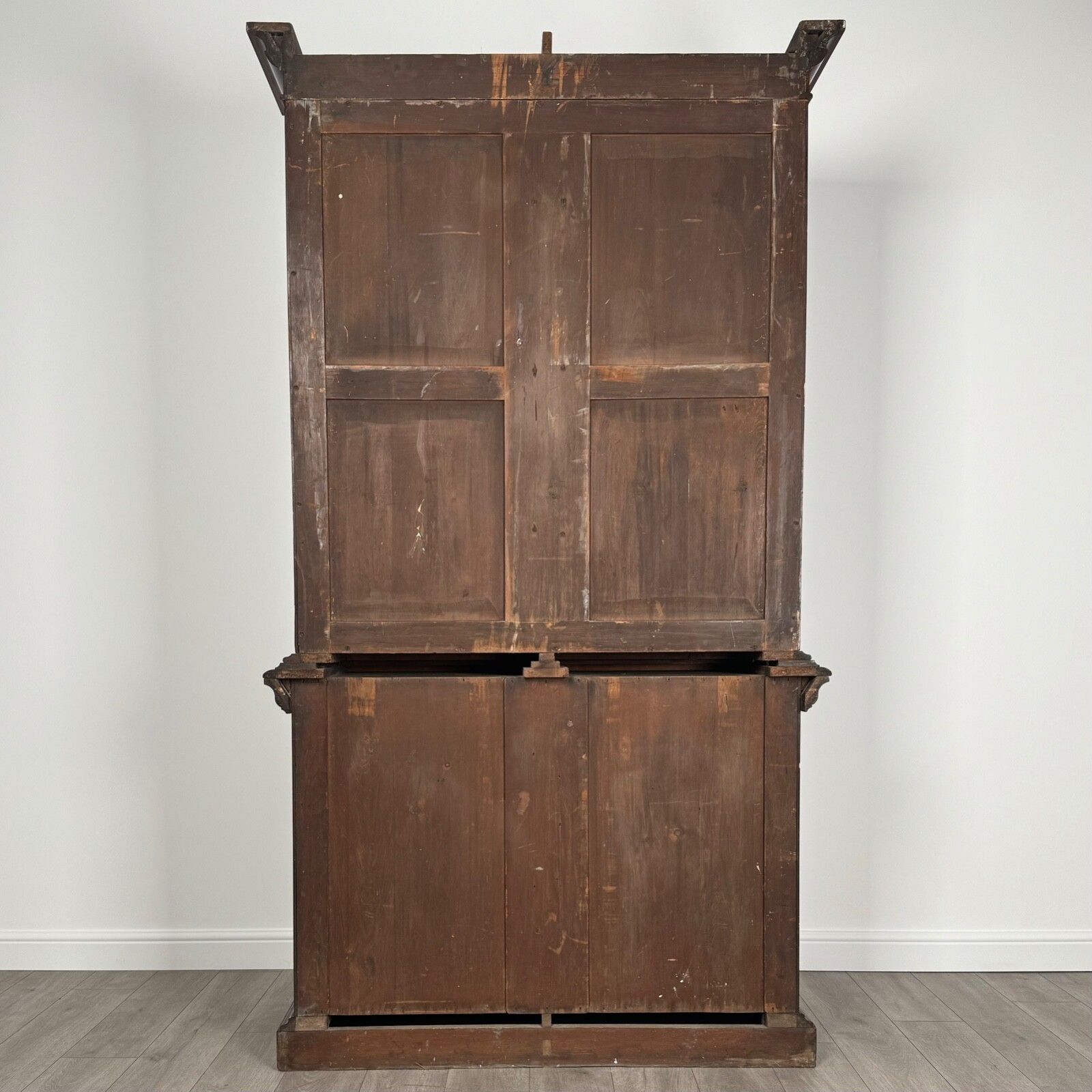 Antique 19th Century Mahogany Bookcase Of Finest Quality photo vinterior