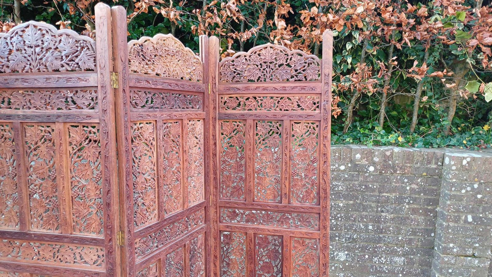 Vintage 1970s/80s Handcrafted Hardwood Vanity Screen Room Divider With Intricate Grapevine Carvings photo for sale