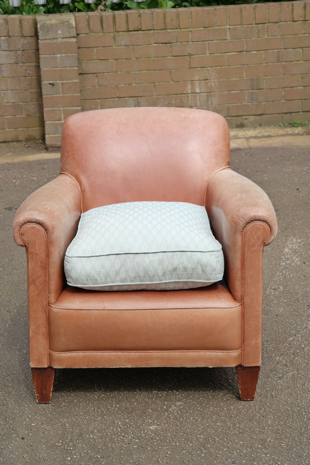 Laura Ashley Burlington Leather Library Club Fireside Leather Armchair Tan photo 450.0