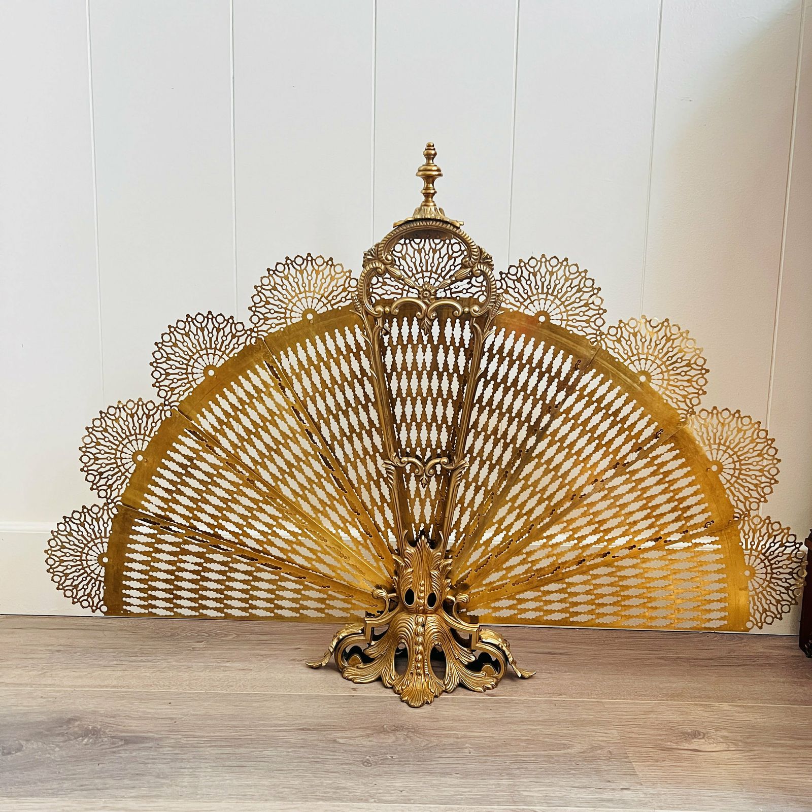 photo for sale 20e Eeuws Frans Messing Ventilator Haardscherm