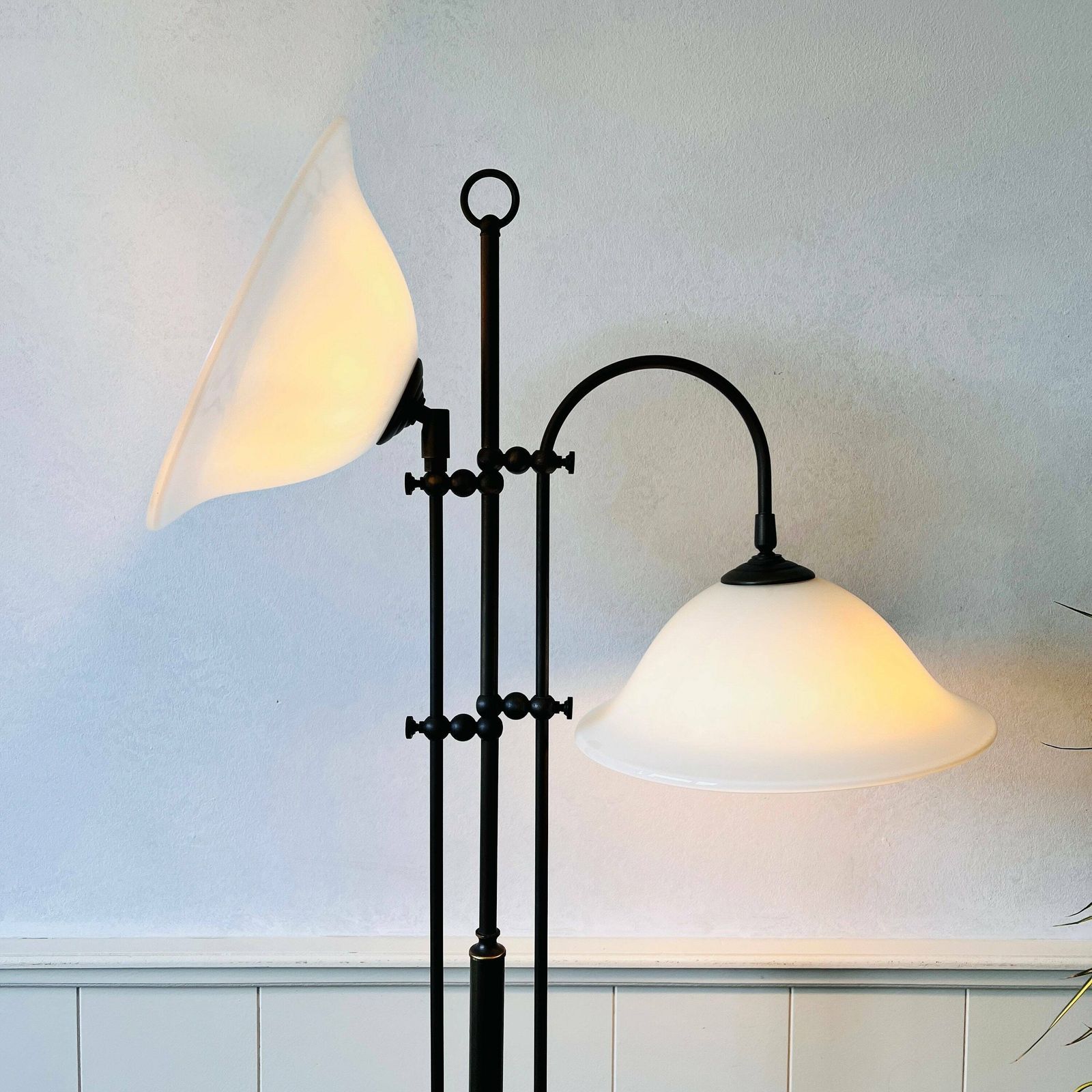 Vintage Standing Floor Lamp, 2 Milk Glass Lampshades, 70s Design Lamp photo Lighting