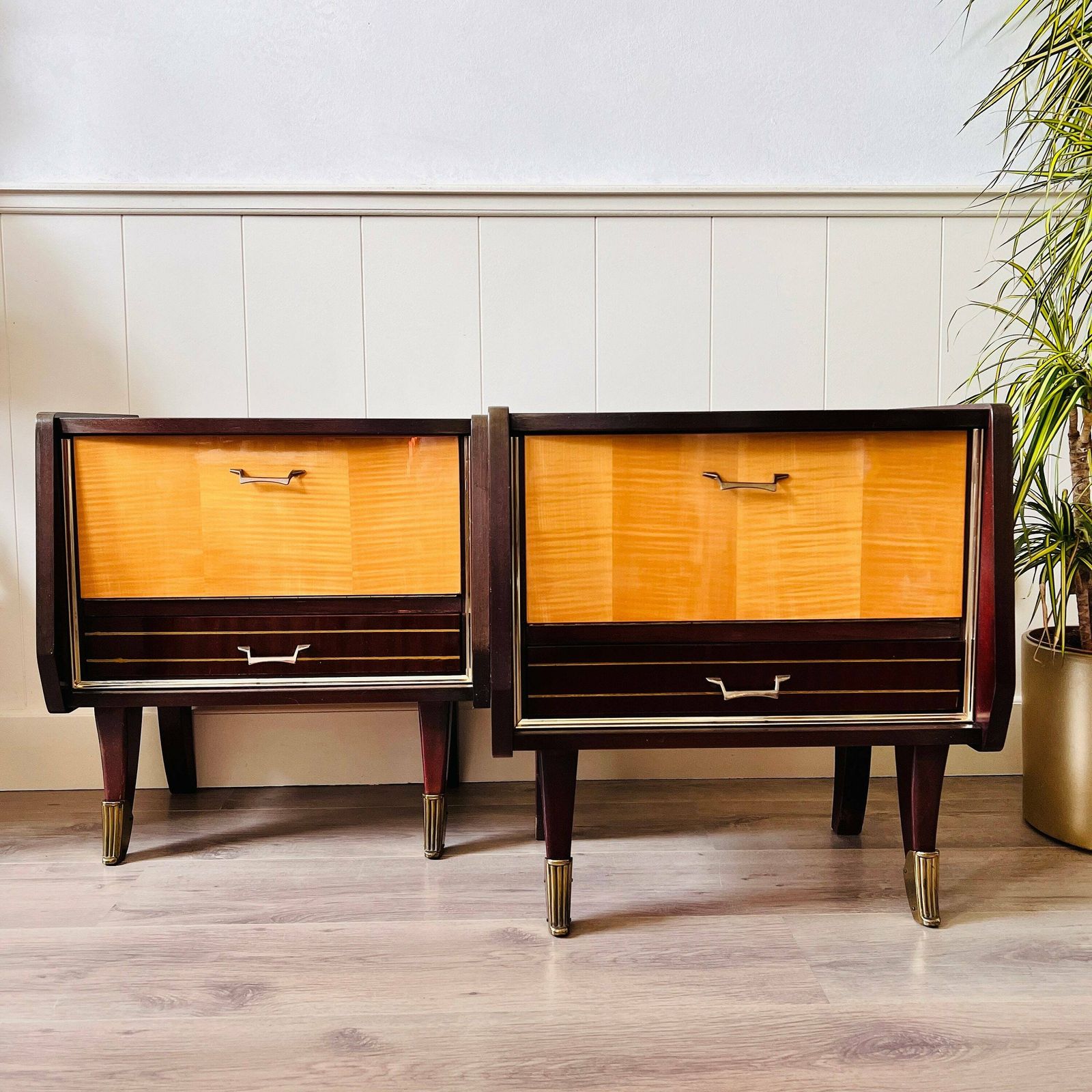Vintage Retro Kasten, Woonmeubelen, Interieurontwerp photo for sale