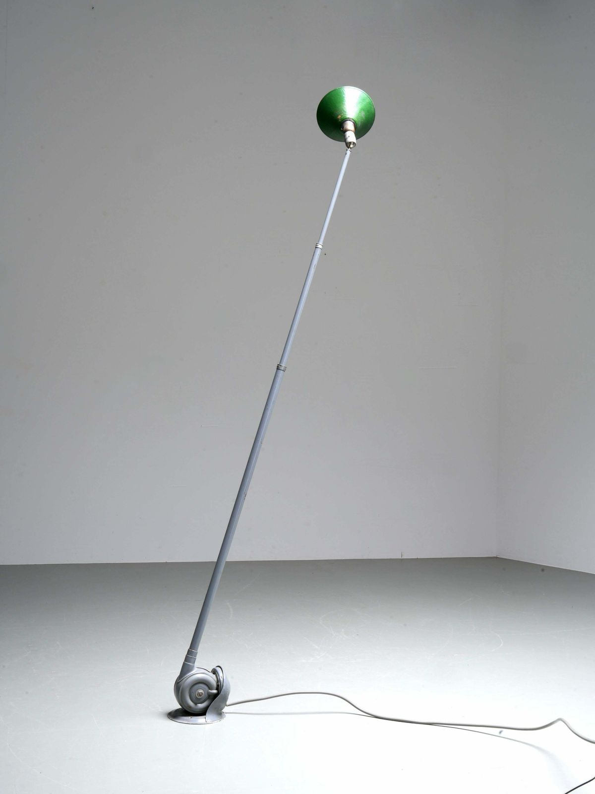 Vroege Versie Johan Petterson Triplex Lamp Met Groene Kap, Zweden, Jaren 1930 photo furniture