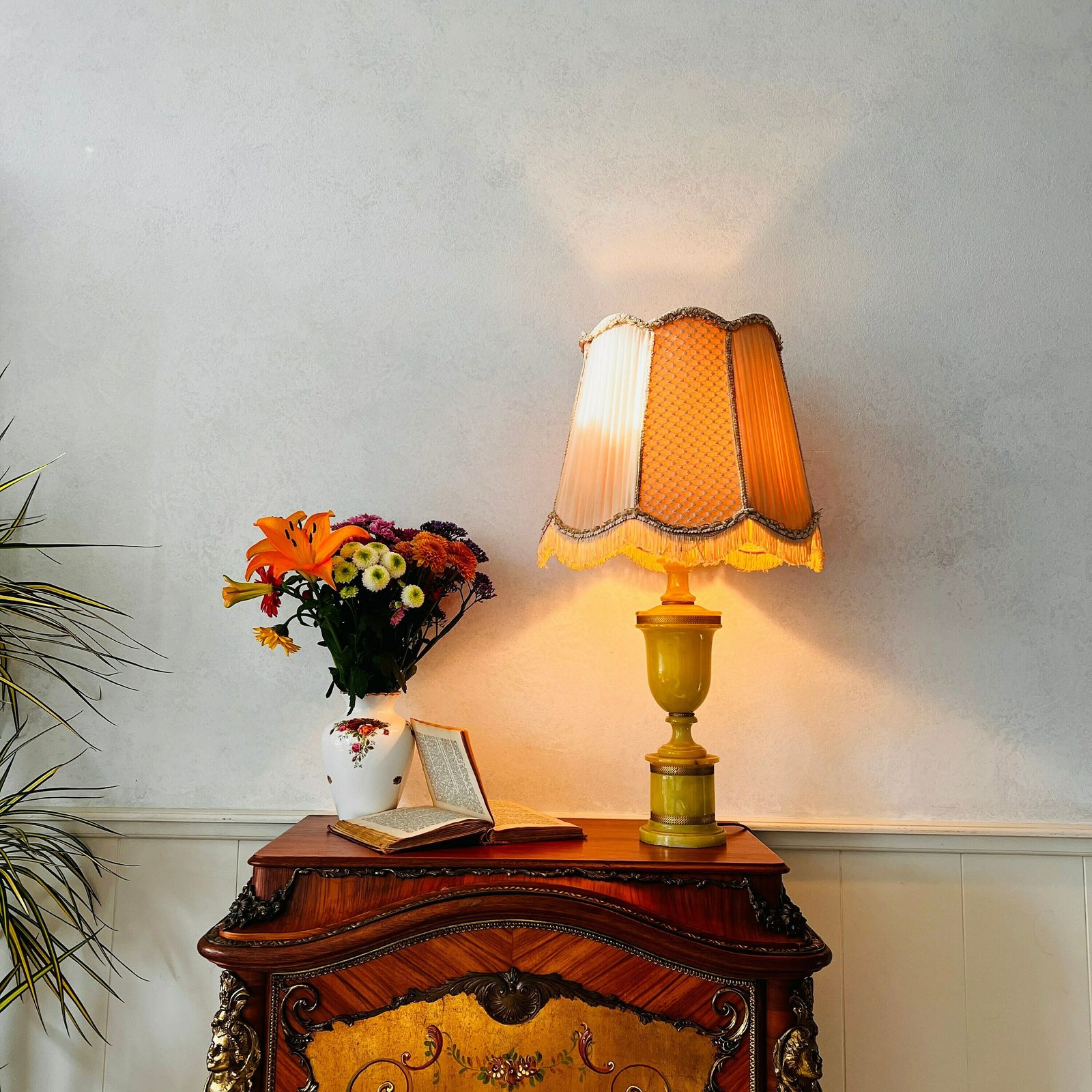 Vintage Genuine Alabaster Lamp With Big Lampshade Edges With Fringes