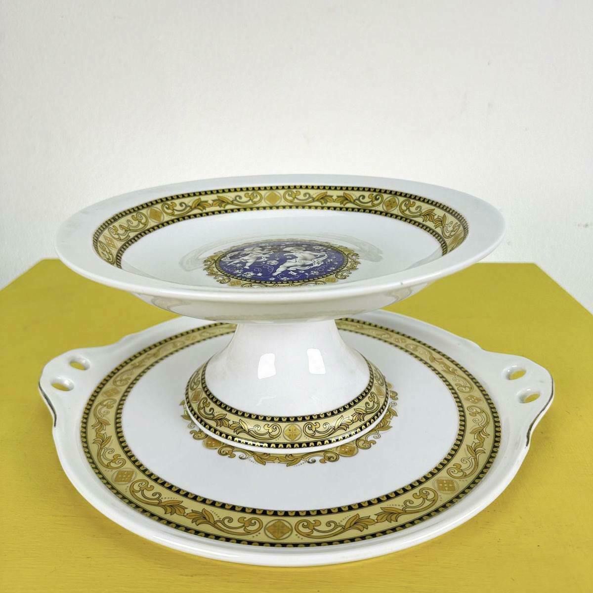 Centerpiece Stand Plus Porcelain Plate