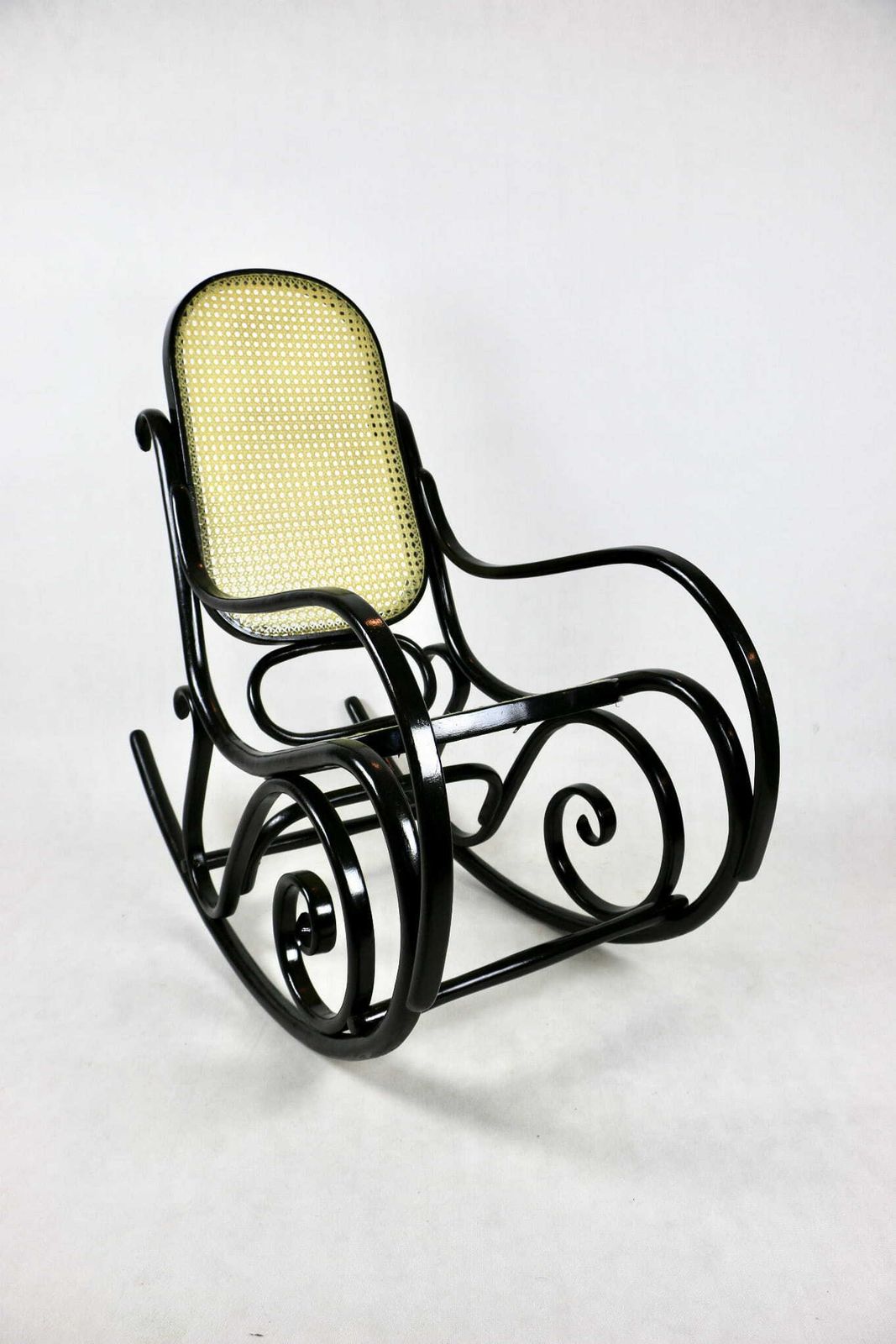 Thonet Rocking Chair, Original Black 70s   Very Good Condition photo furniture