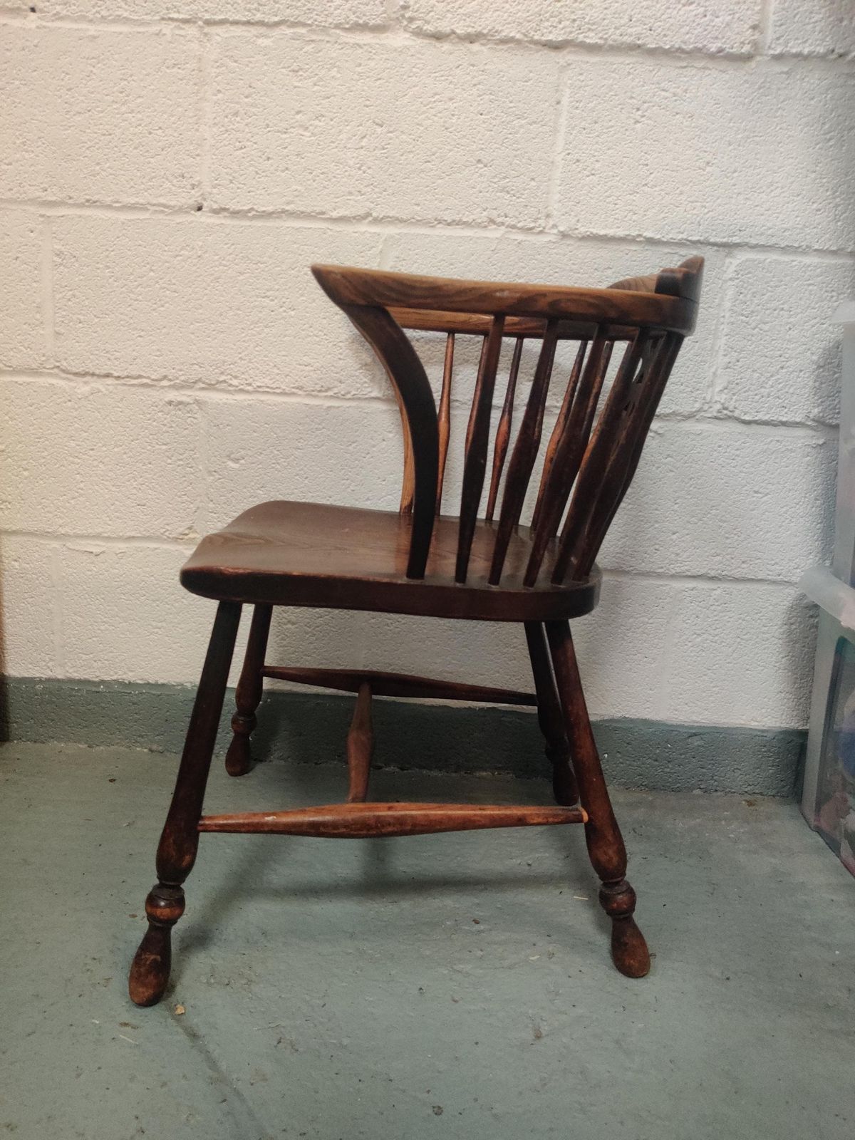 photo furniture Antique Oak Victorian Smokers Bow Chair, Made By Roberston And Colman Of Norwich, Wheel Back Chair.