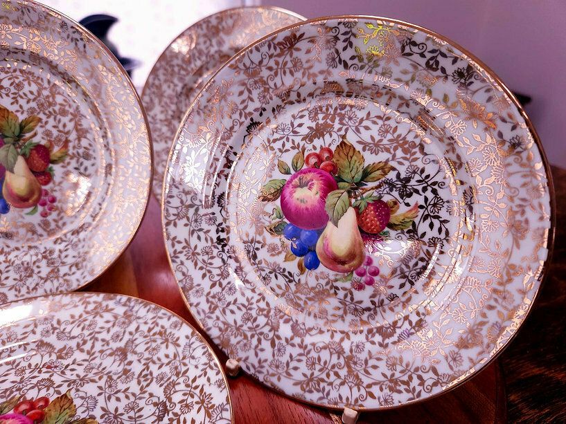 Set Of 4 1950's Imperial Bone China Tea Plates With 22 Kt Gold Decoration photo for sale