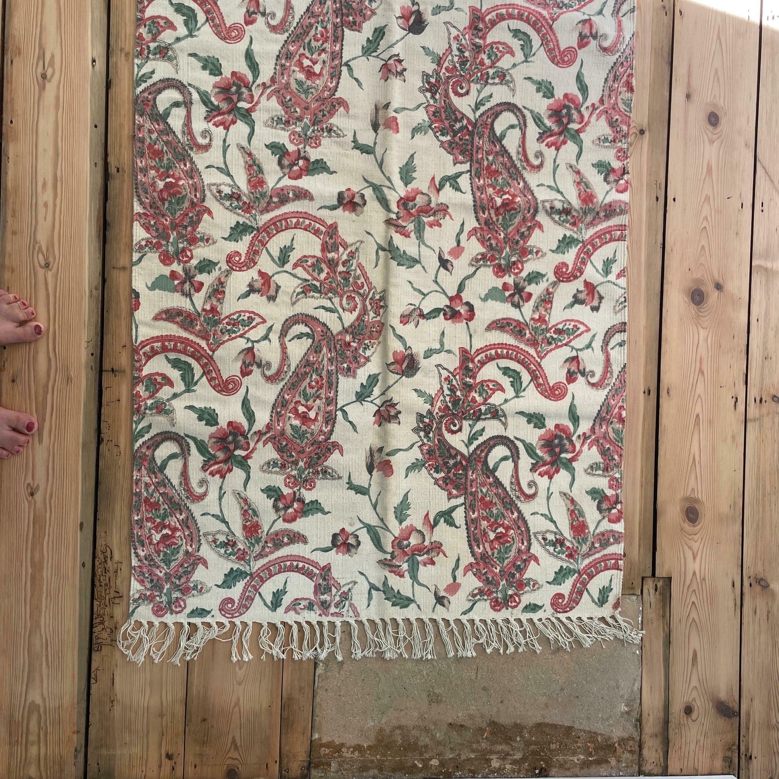 Vintage Fabric Throw Blanket Paisley Patterntassel Hand Printed Pink Antique Patterned Pattern Tassels Sofa Woven Cottage photo Textiles