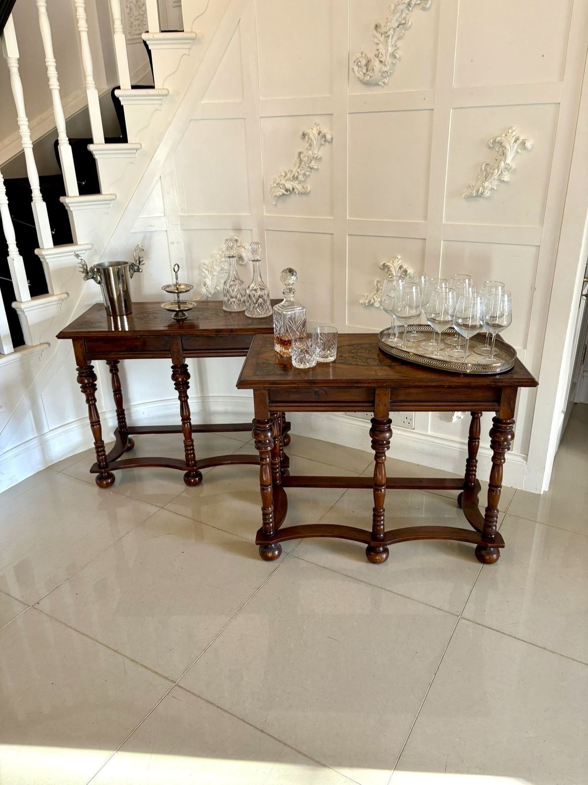 photo furniture Outstanding Quality Pair Of Antique 19th Century Burr Walnut Marquetry Inlaid Side Tables