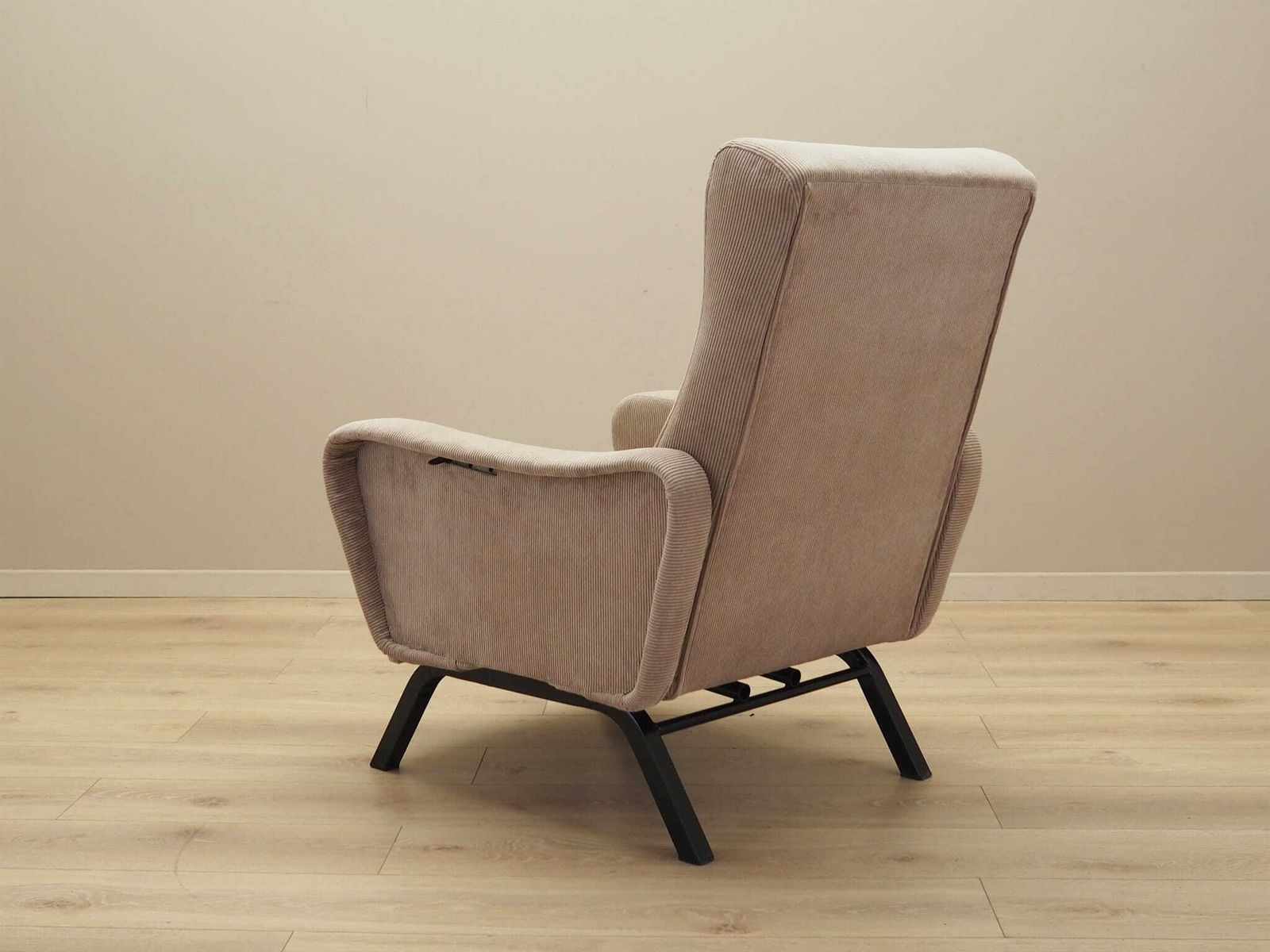 Adjustable Armchair, Italian Design, 1970s, Production: Italy photo buy