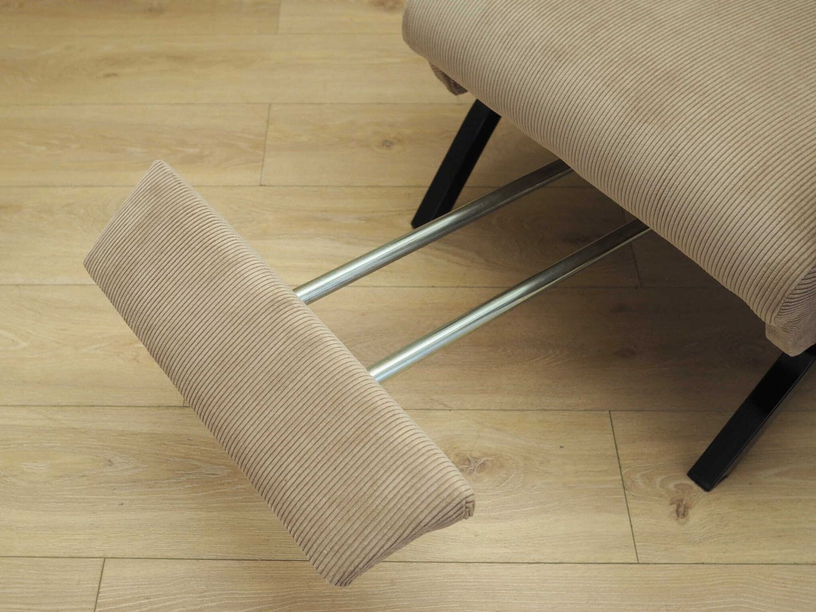 photo furniture Adjustable Armchair, Italian Design, 1970s, Production: Italy