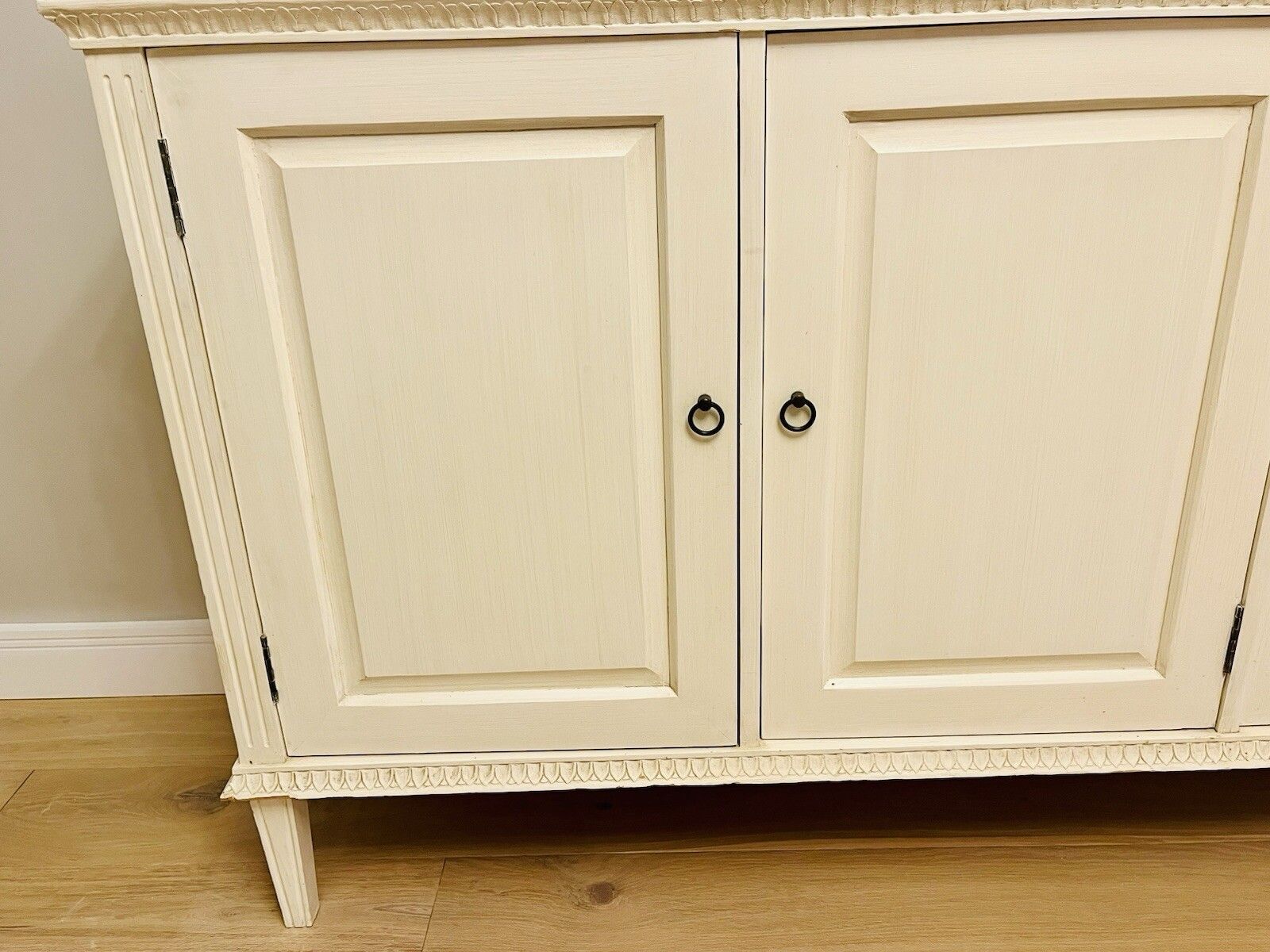 Vintage Cotswold Company Scandinavian Gustavian 3 Door Painted Side Board Glass Top County photo vinterior