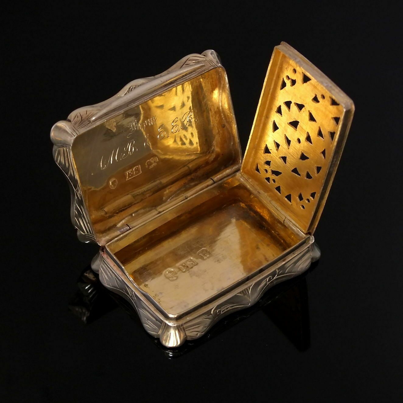 Rare Victorian Silver Vinaigrette By Edward Smith Birmingham 1856 photo furniture