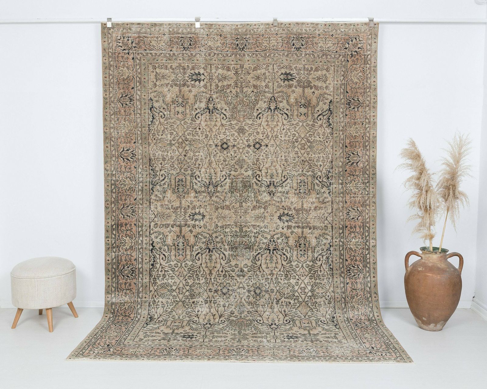 Vintage Rug, Unique Turkish Rug, Low Pile Rug, Anatolian Rug, Neutral Rug, Living Room Rug, Antique Rug,Oushak Rug, Entryway Rug, A4073