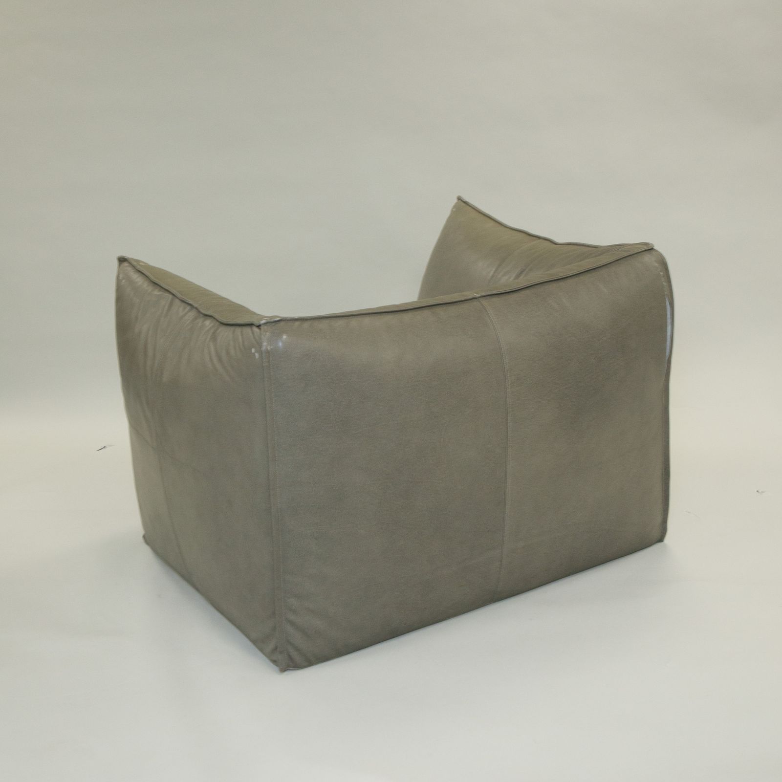 B&B Italia Le Bambole Armchair photo furniture
