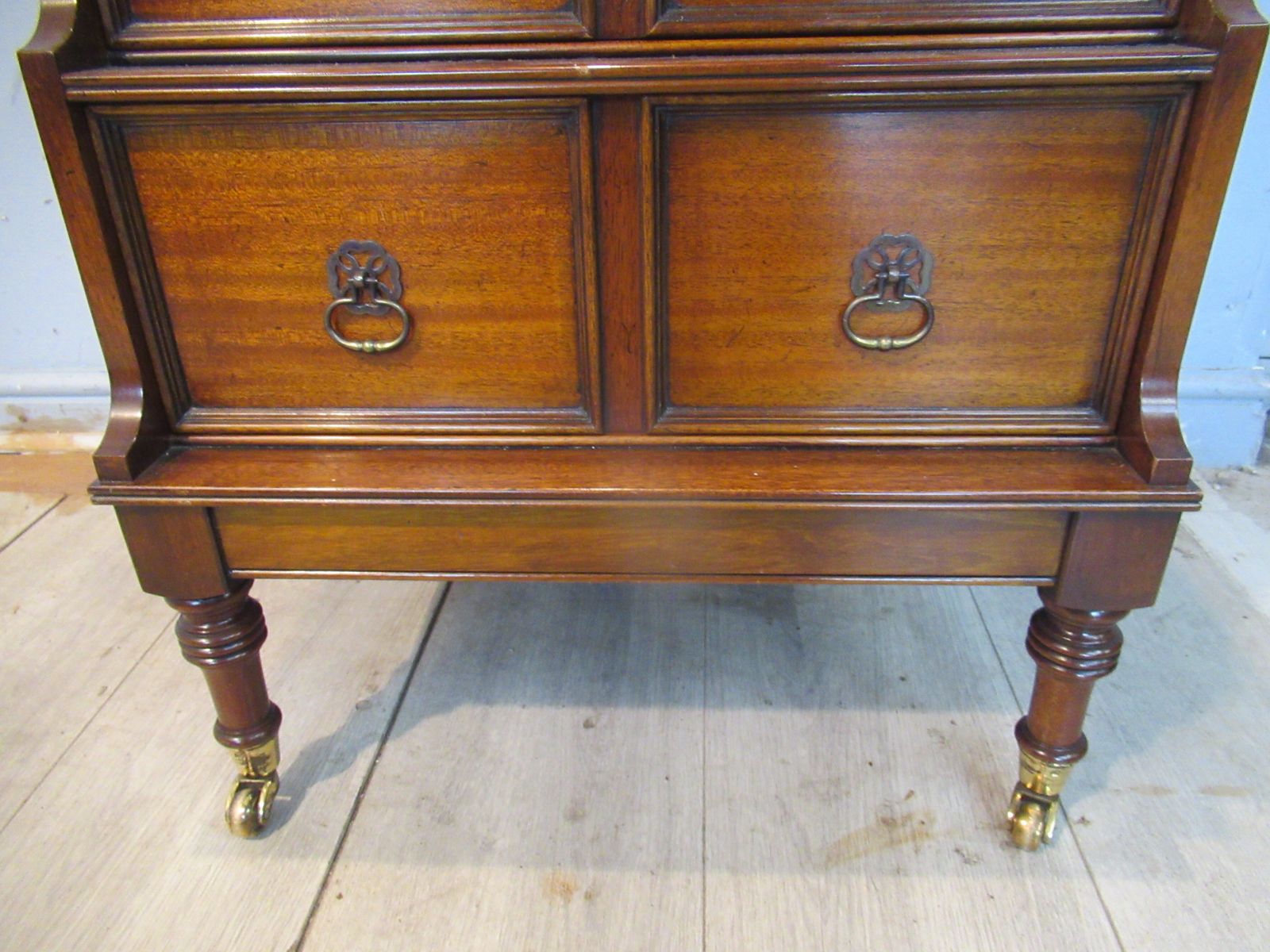 Quality Made   Regency Style  Chest Of Drawers  Mid Century. photo 475.0