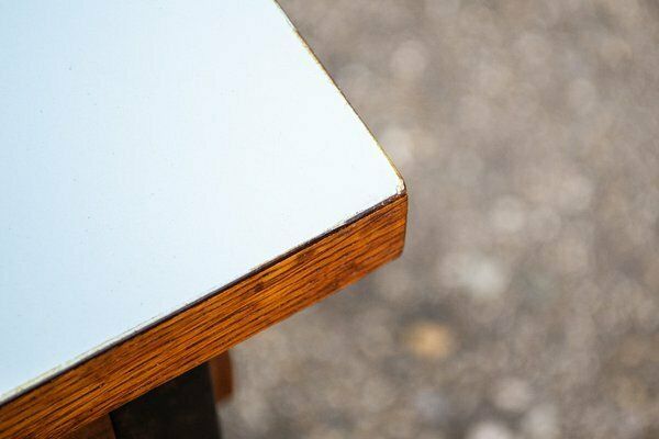 Italiaans Bureau Met Ijzeren Frame En Formica Houten Blad, Jaren 1960 photo Meubels