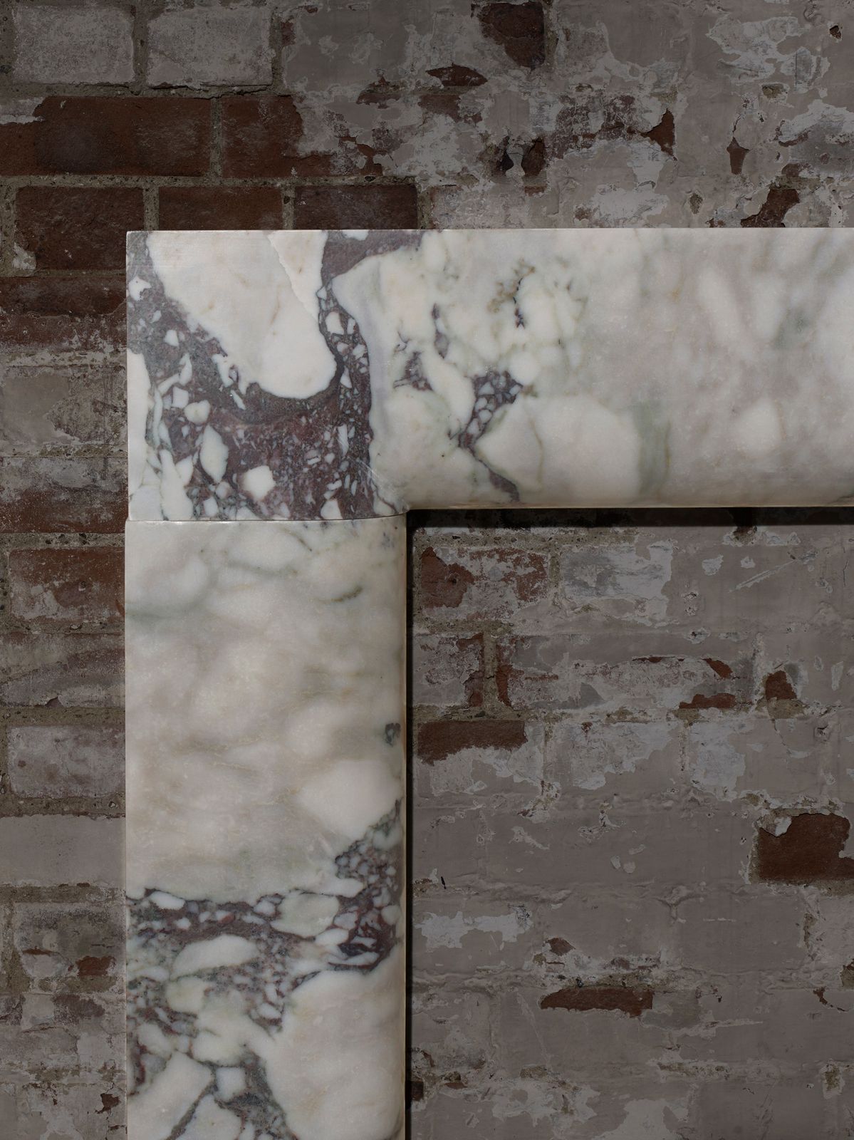 Bolection In Breche Violet Marble photo for sale