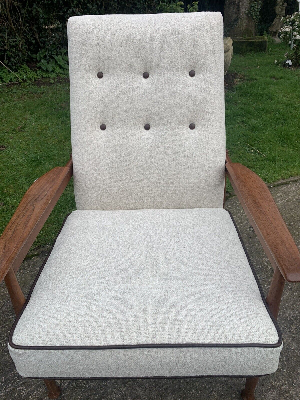 photo vintage Guy Rodgers Armchair