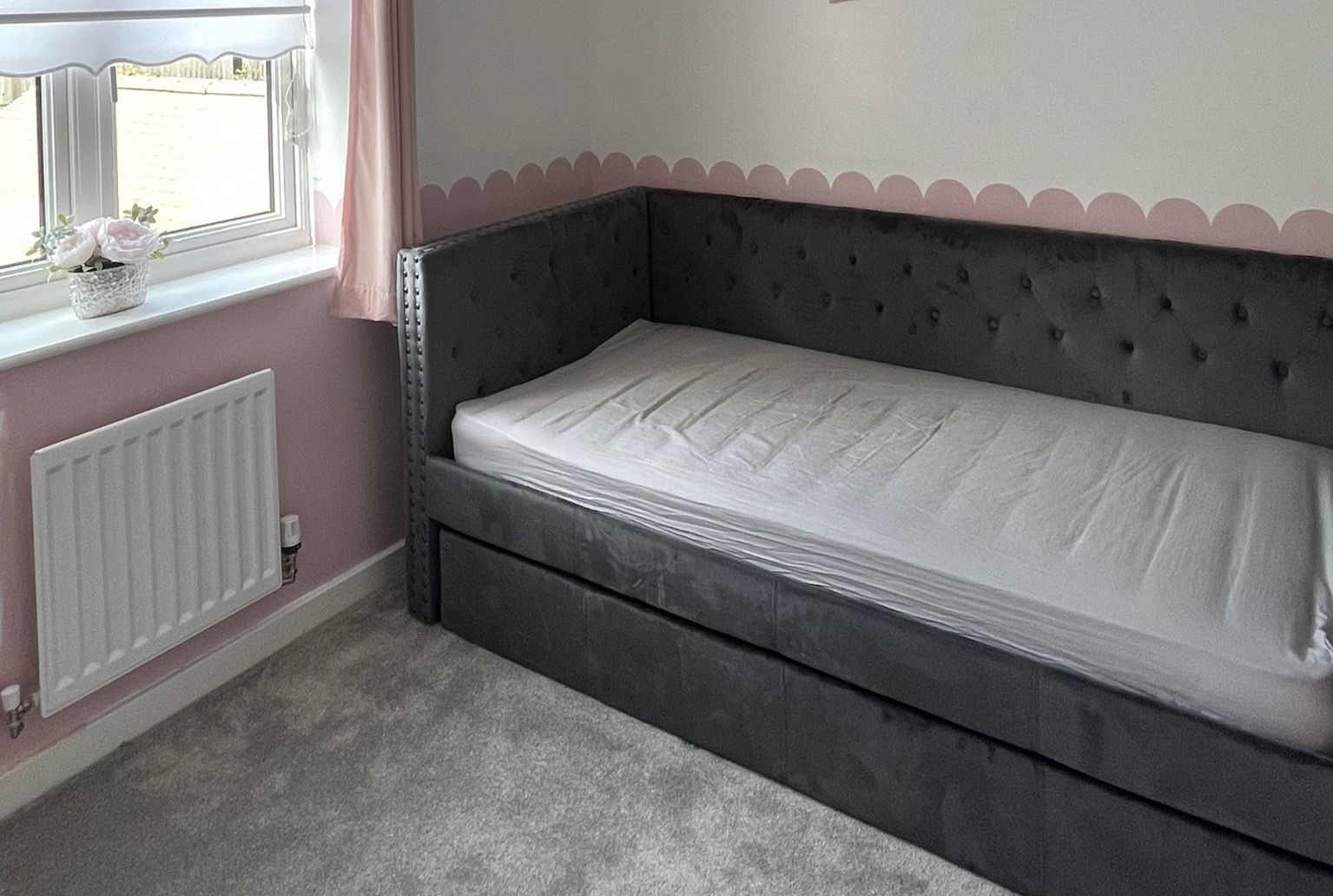 Single Day Bed With Trundle In Dark Grey Velvet + 2 Single Mattresses. photo furniture