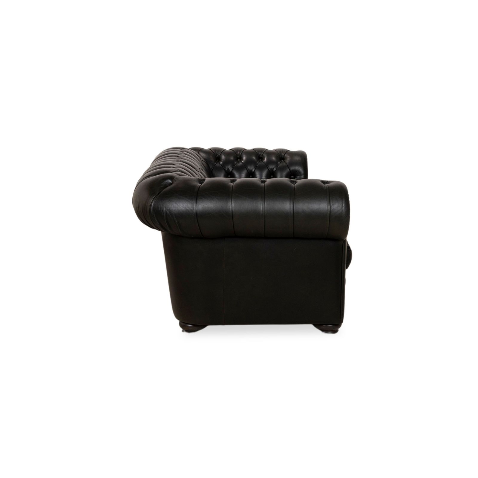 photo furniture Canapé Chesterfield 2 places Natuzzi en cuir noir
