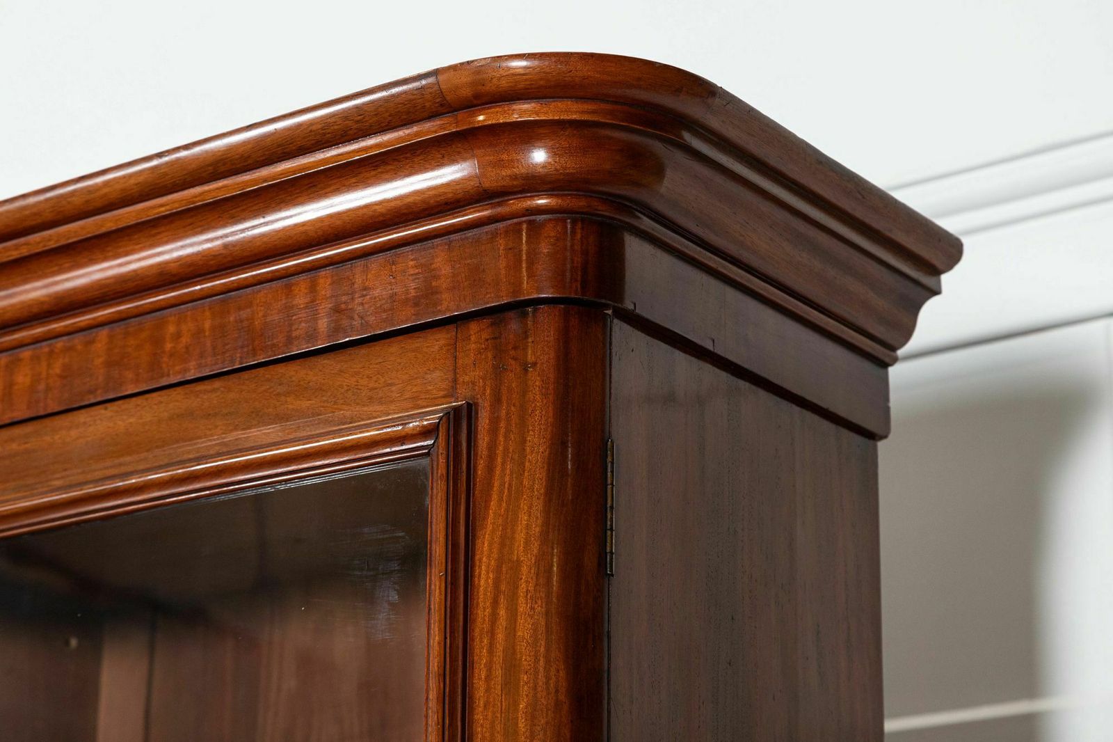 Monumental Early 19thc English Mahogany Glazed Library Bookcase photo vinterior