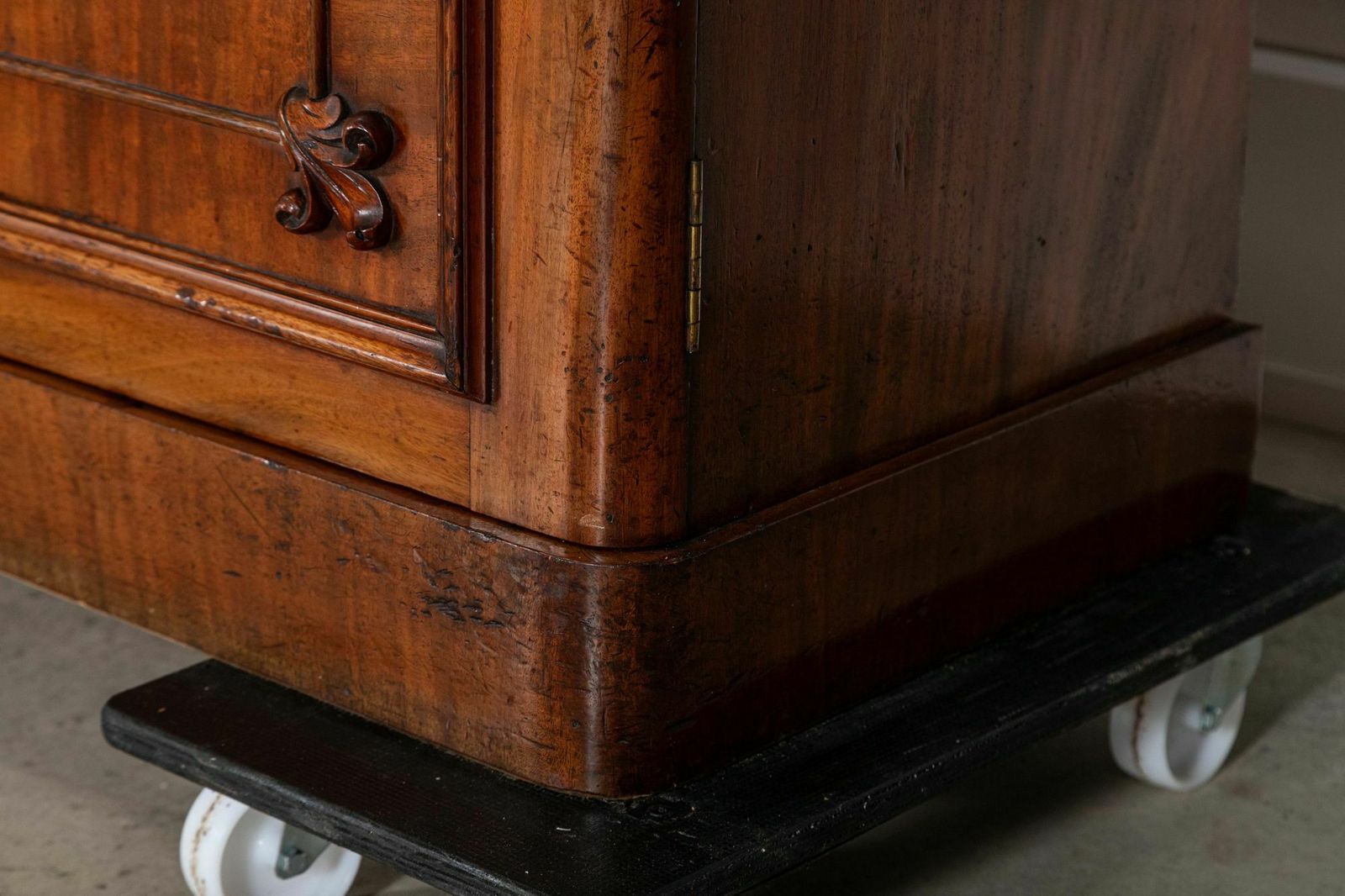 photo buy Monumental Early 19thc English Mahogany Glazed Library Bookcase