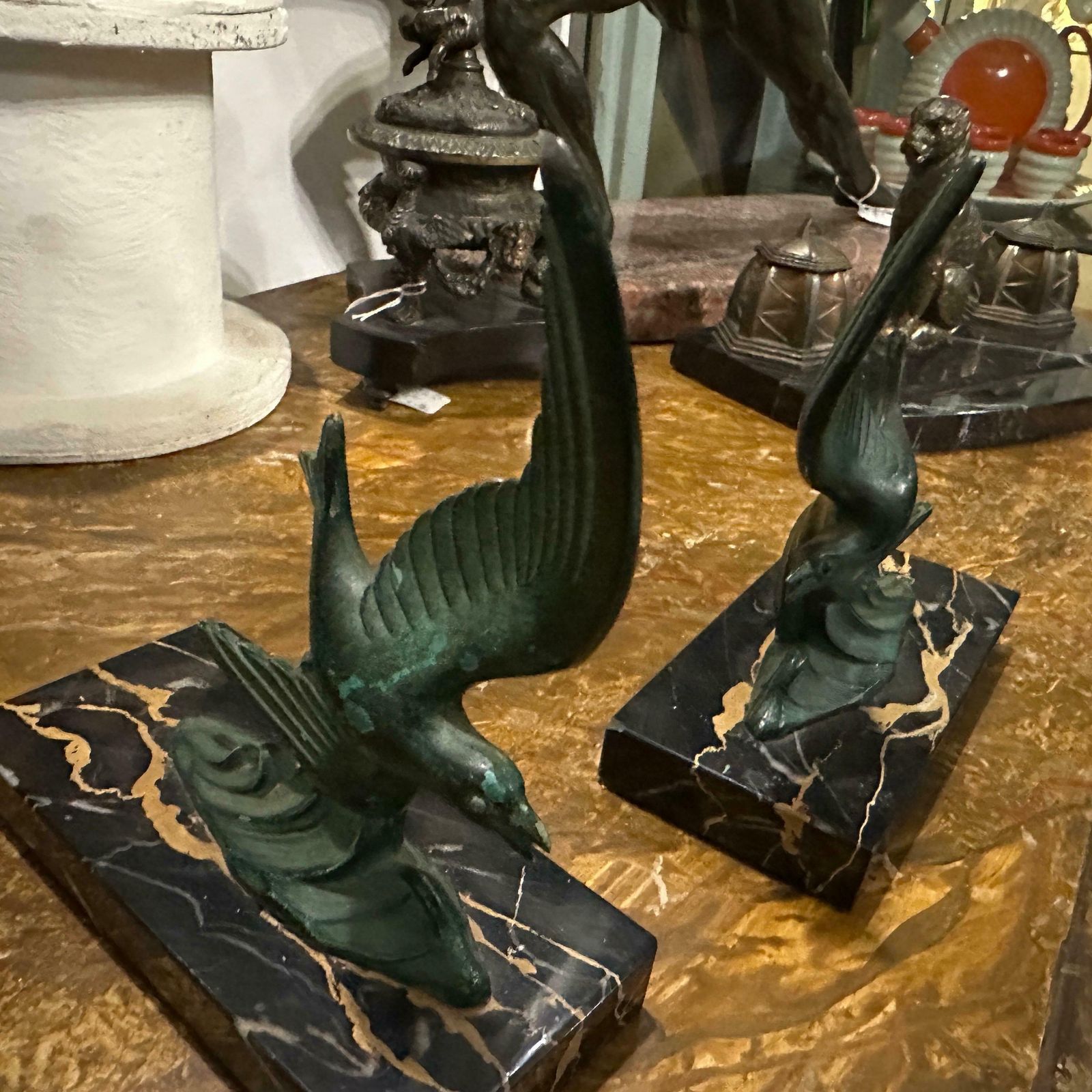photo furniture 1930s Art Deco Marble And Green Metal French Birds Bookends