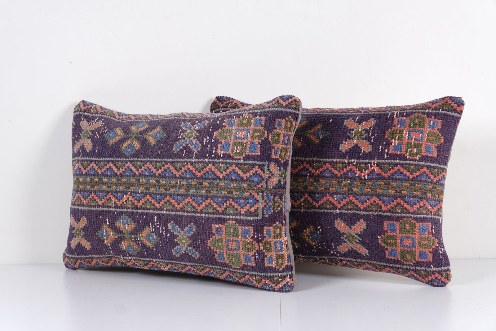 Set Anatolian Lumbar Rug Pillow, Ethnic Vintage Handmade Lumbar Cover, Carpet Soft Wool Pillow photo furniture